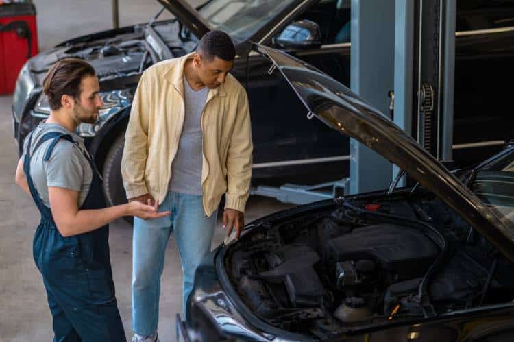 Garagiste spécialisé entretien voiture